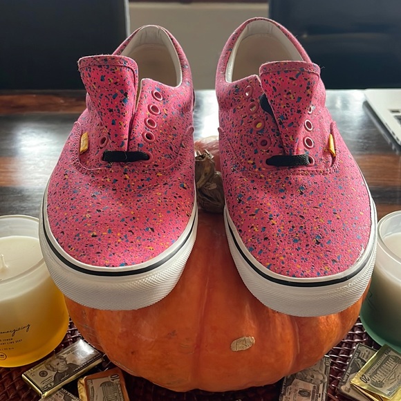 Vans Rare Pink with Multi color Dots. Mint Condition Sneakers - Picture 4 of 8